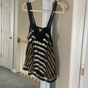 Ecoté gold & black top